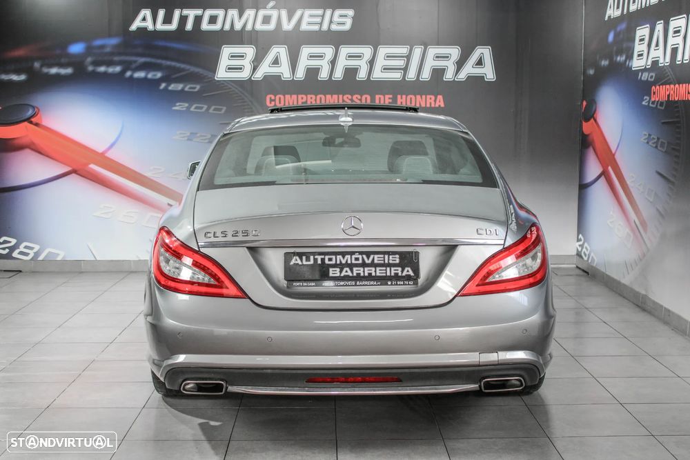 Mercedes-Benz CLS 250 CDI DPF BlueEFFICIENCY 7G-TRONIC - 19