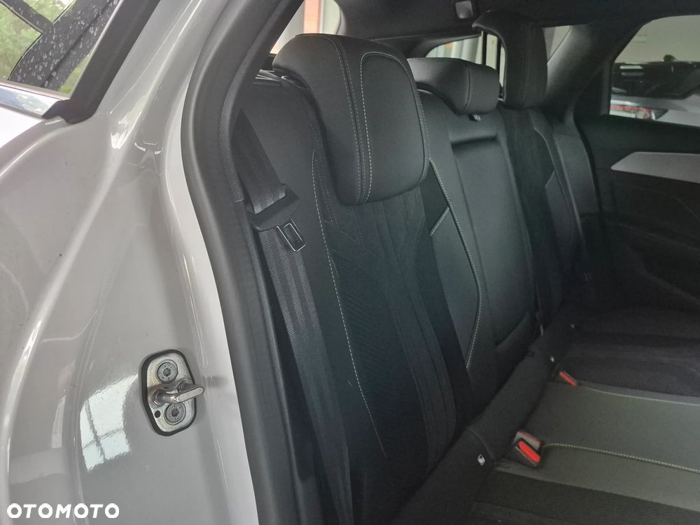 Peugeot 308 1.2 PureTech GT S&S EAT8 - 15