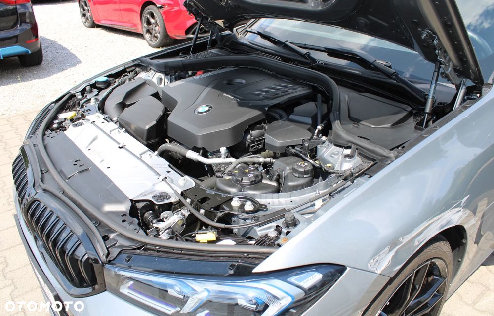 BMW Seria 3 330i xDrive M Sport sport - 17