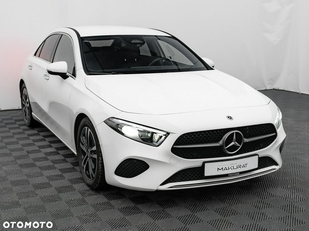 Mercedes-Benz Klasa A 200 d Progressive 8G-DCT - 4