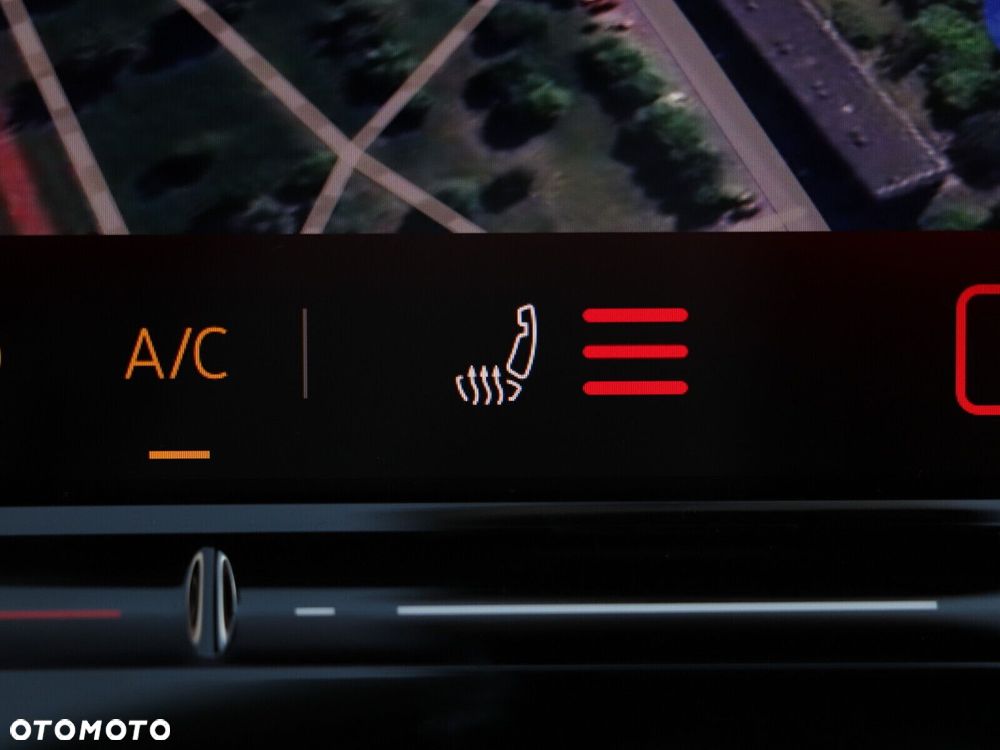 Volkswagen Golf - 23