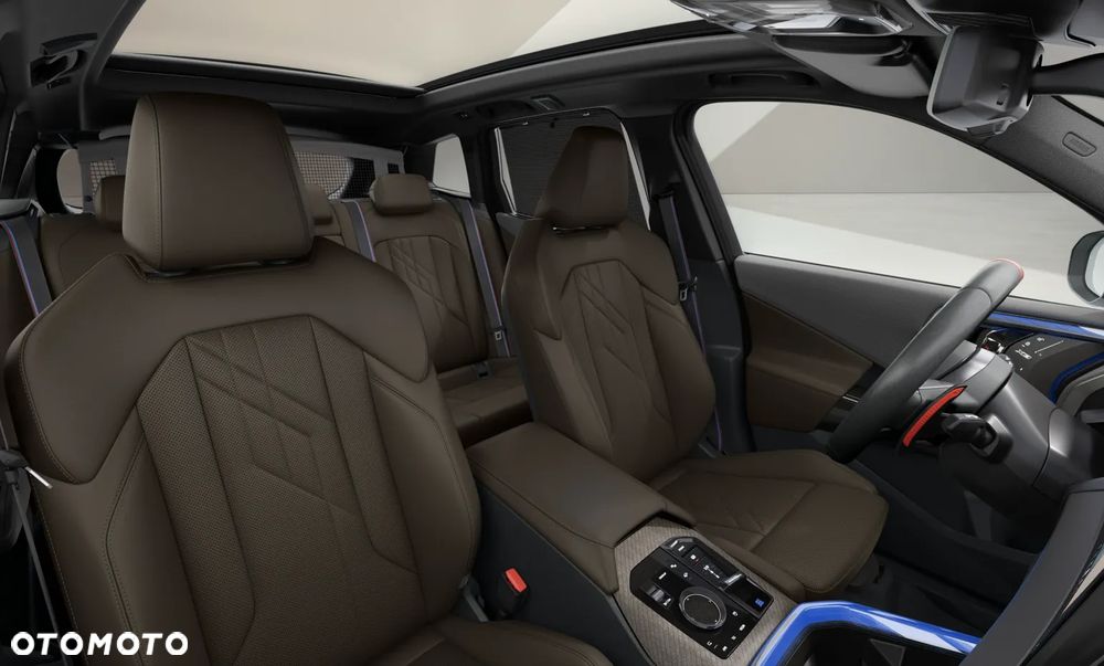 BMW X3 xM50 mHEV - 11