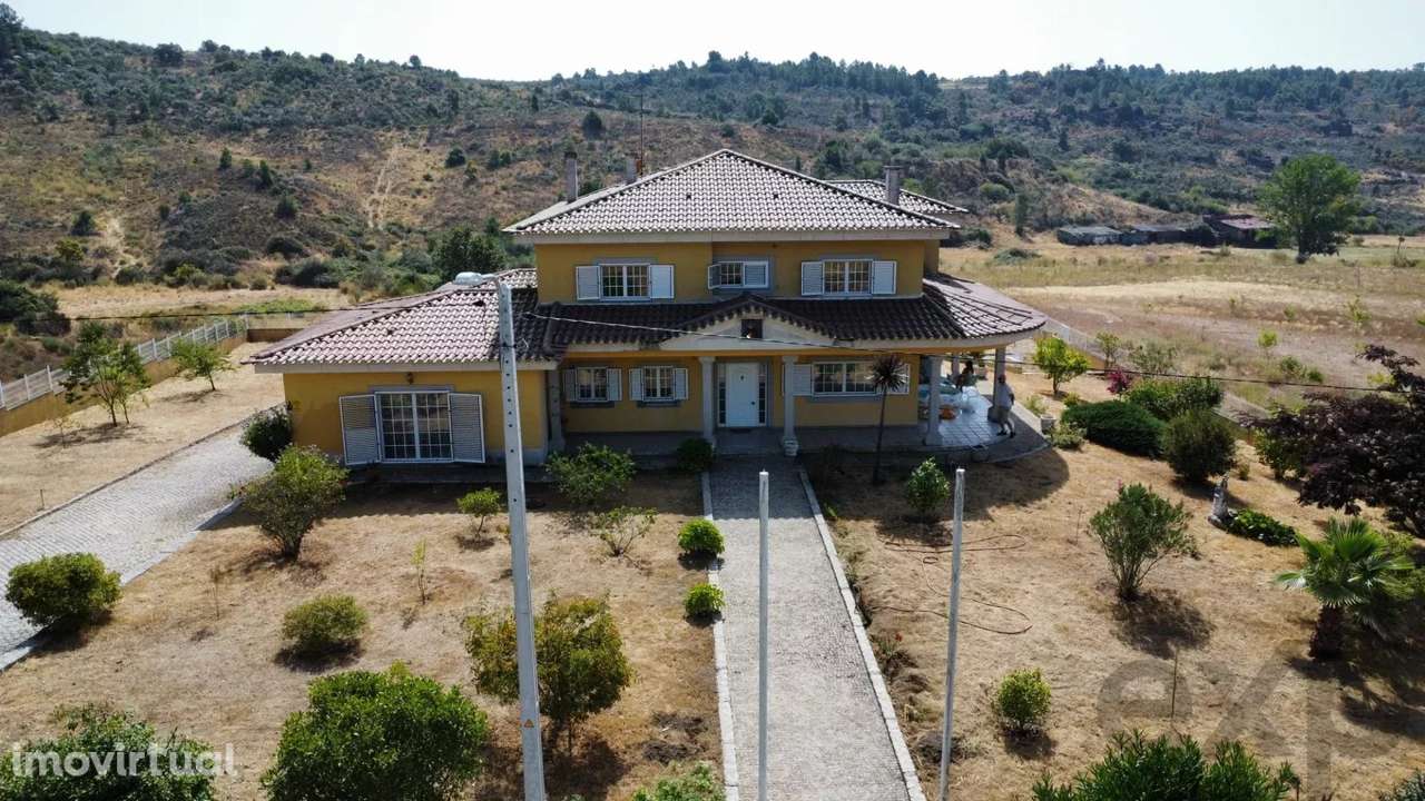 Casa Espaçosa em Valtorno: 6 Quartos para a Sua Família! - Grande imagem: 3/28