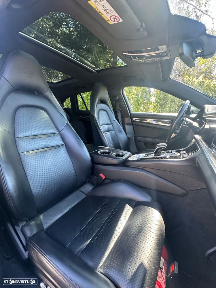 Porsche Panamera Sport Turismo - 19