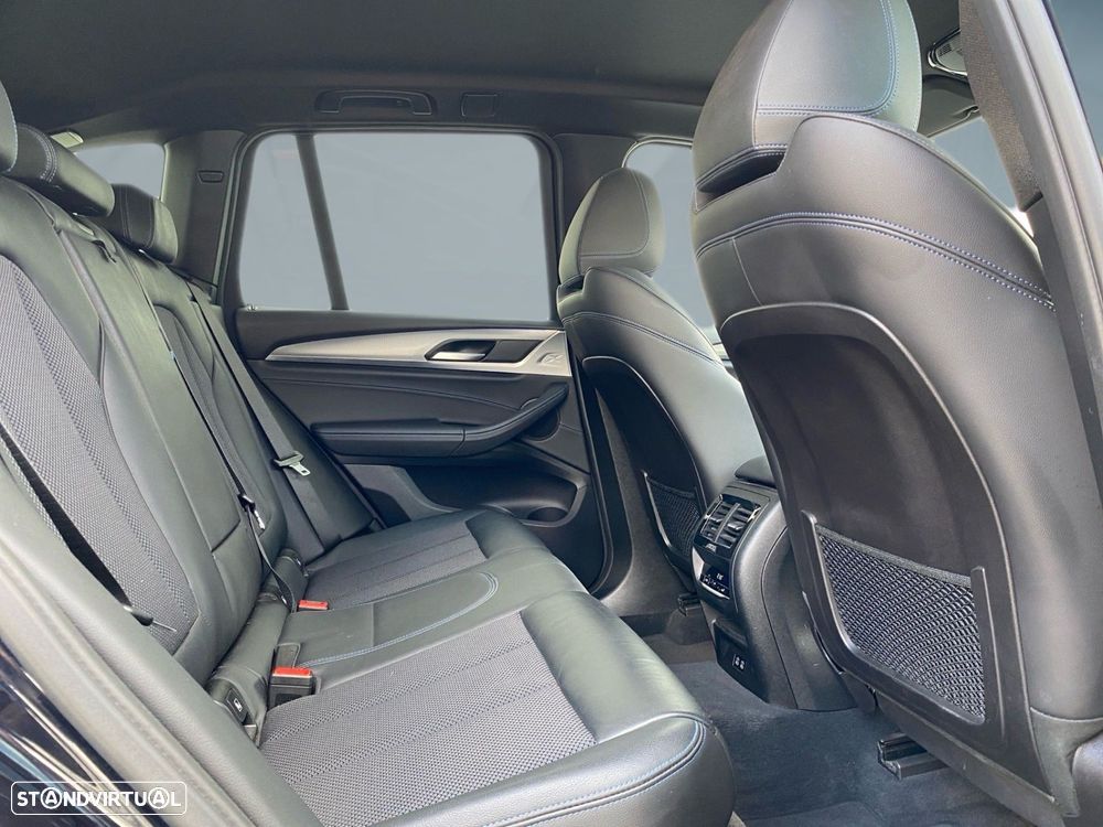 BMW X3 30 e xDrive Pack M - 19