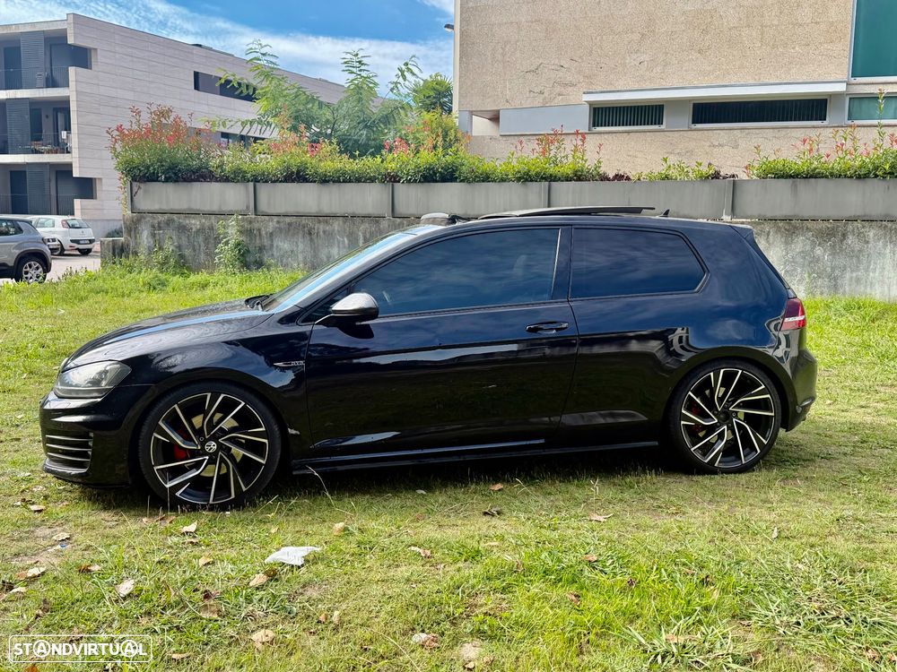 VW Golf 2.0 TDI GTD DSG - 4