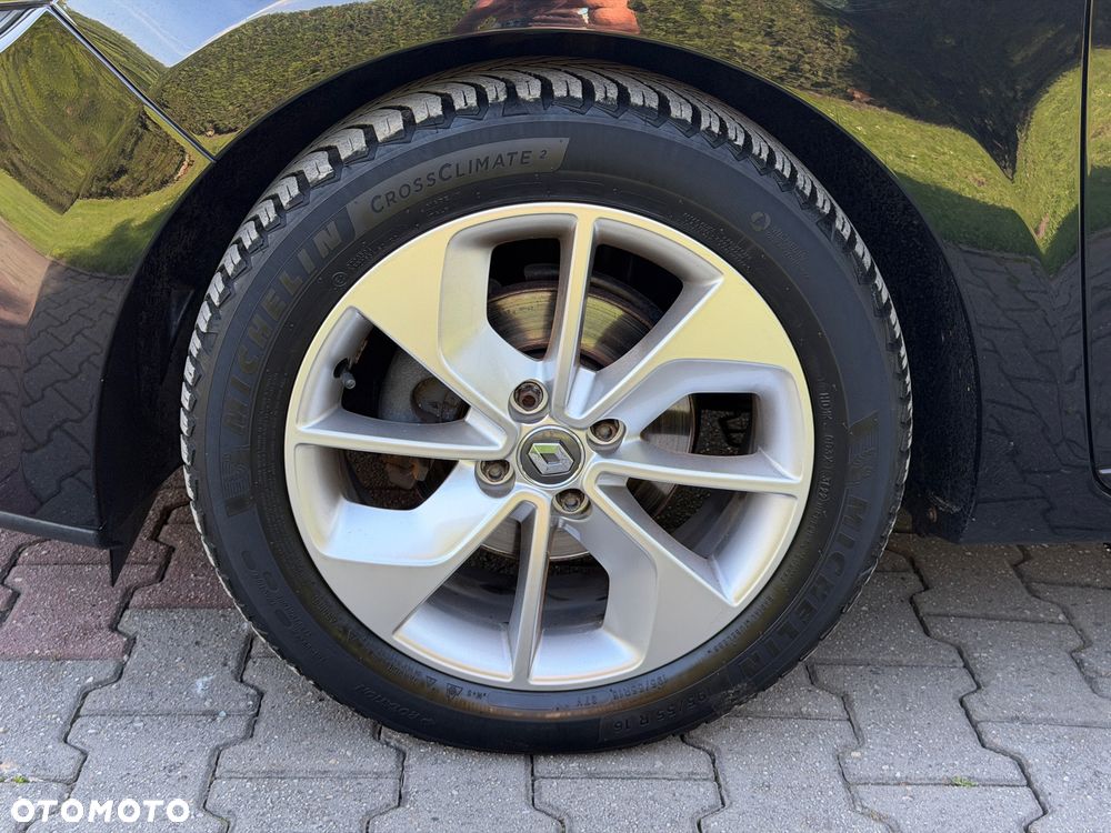 Renault Clio 1.2 16V 75 Limited - 12