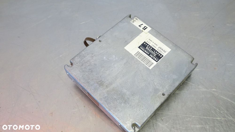 KOMPUTER SILNIKA TOYOTA RAV4 II LIFT 2.0D 89661-42A10