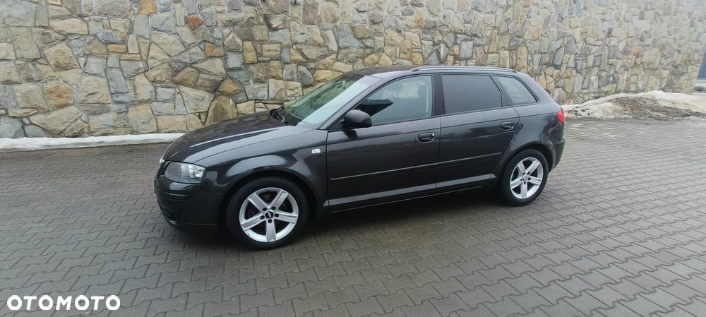 Audi A3 Sportback - 6