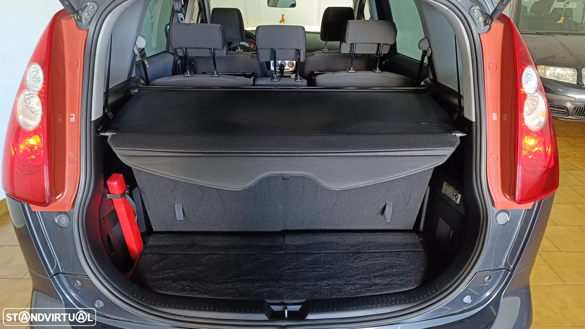 Mazda 5 MZR-CD 2.0 Exclusive - 10