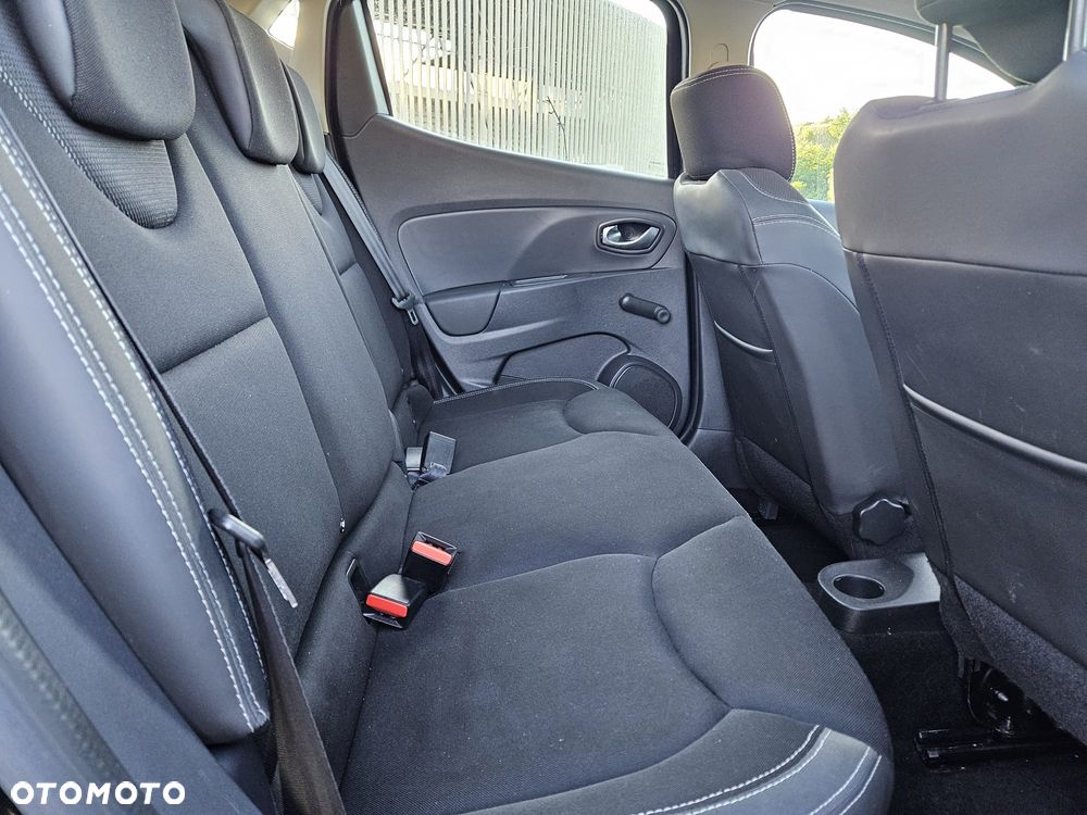 Renault Clio - 6