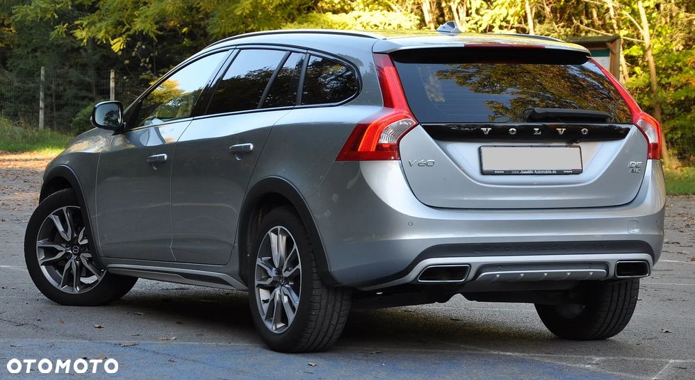 Volvo V60 2017 photo 5