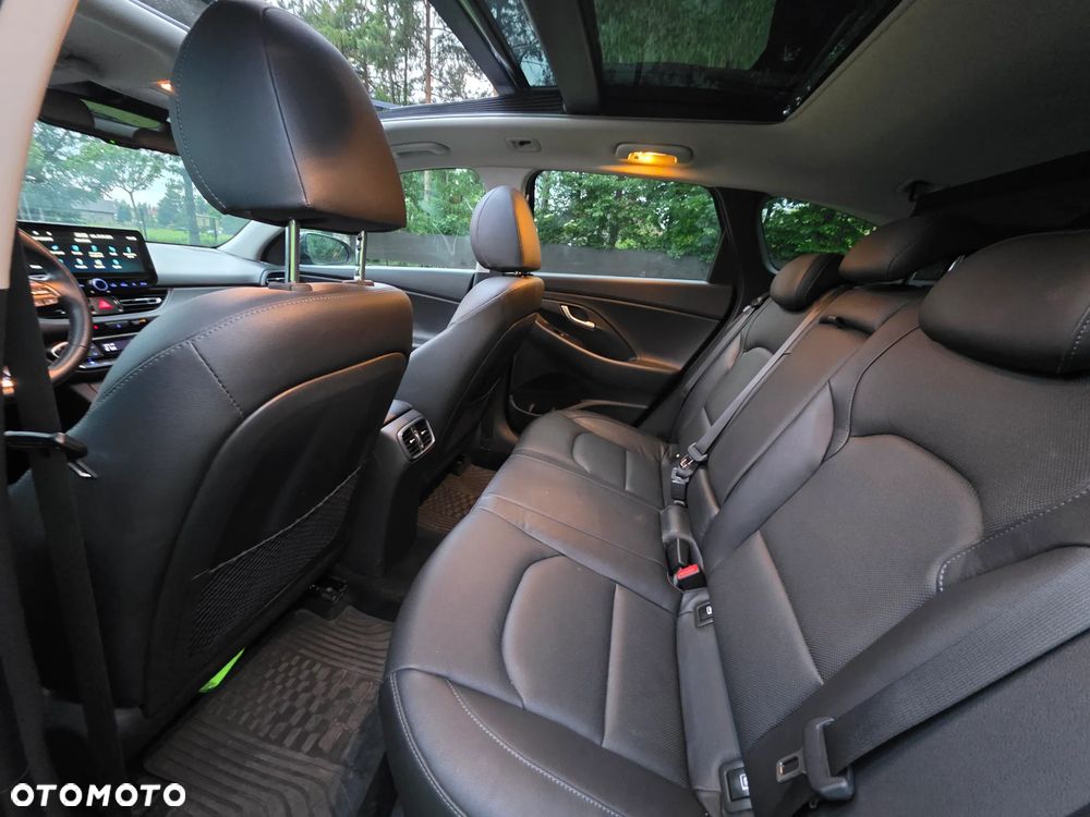 Hyundai i30 1.6 CRDI 48V-Hybrid DCT Prime - 17