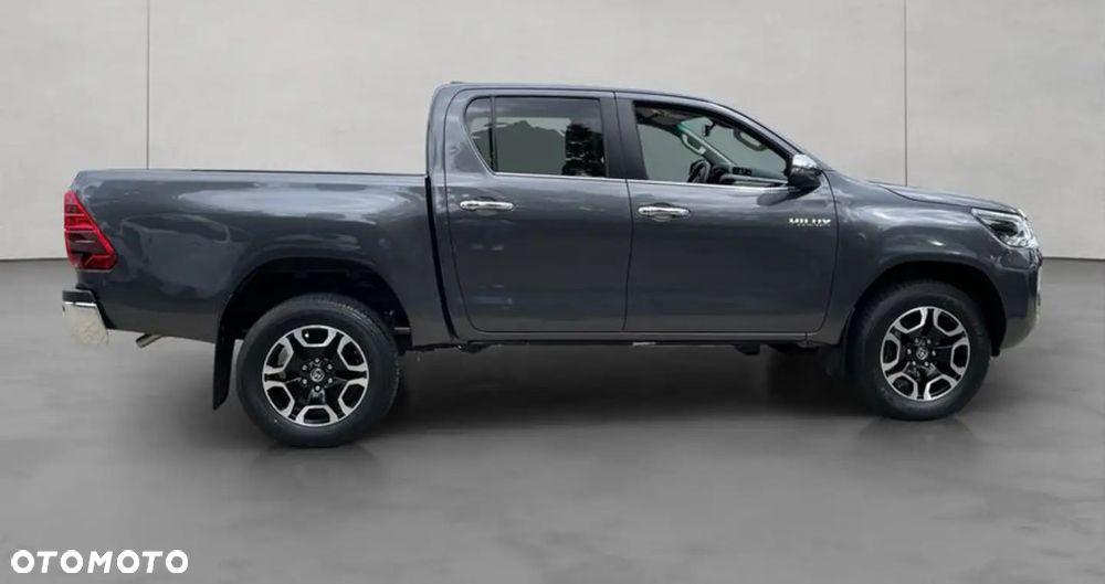 Toyota Hilux 2.8 D-4D mHEV Double Cab Executive 4x4 - 5