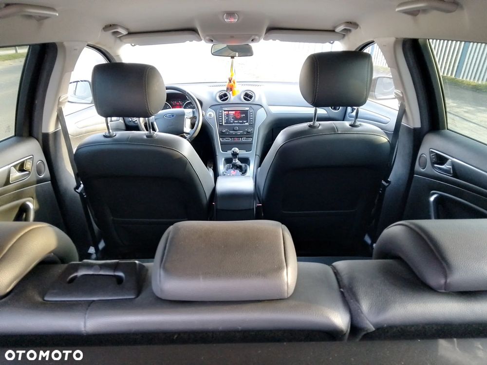 Ford Mondeo - 7