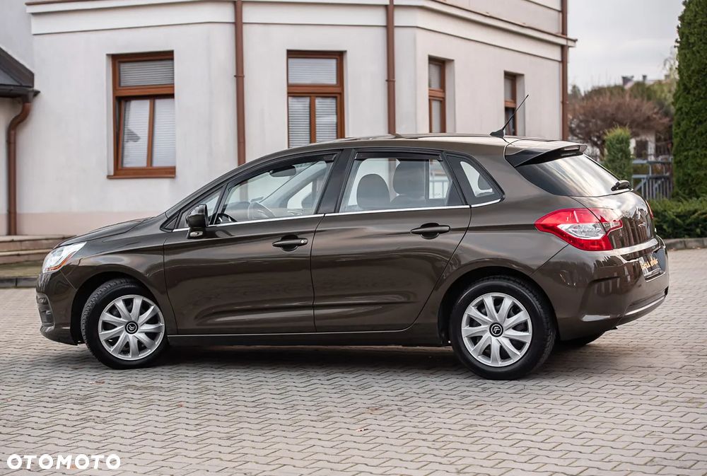 Citroën C4 HDi 90 Attraction - 10