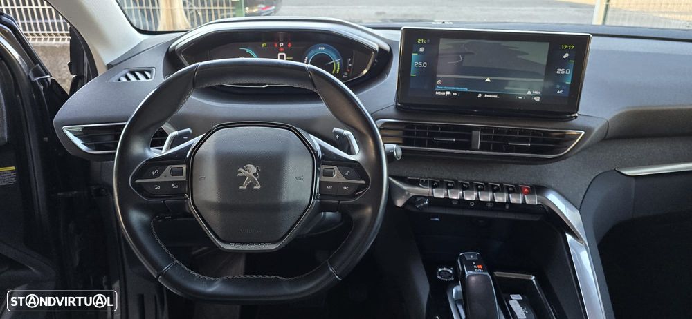 Peugeot 3008 Plug-In Hybrid 225 e-EAT8 Allure Pack - 35