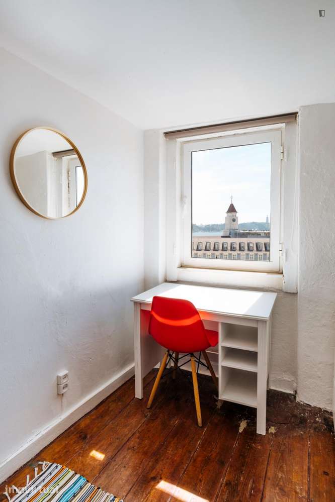 Quarto - localizado em Bairro Alto Lisbon - Grande imagem: 4/41