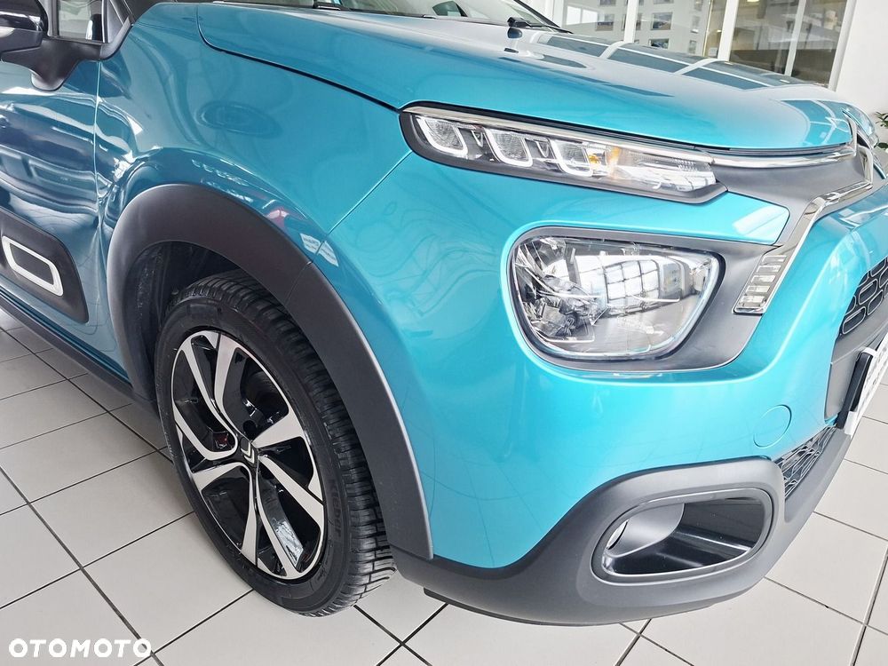 Citroën C3 1.2 PureTech Shine EAT6 - 8