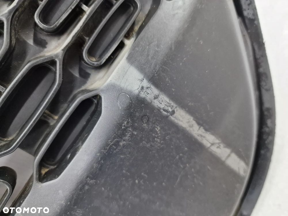 PEUGEOT 107 LIFT 11- KRATKA ŚRODKOWA ZDERZAKA PRZEDNIEGO PRZÓD , NR 53111-0H050 , NR AUKCJI KR430 - 7