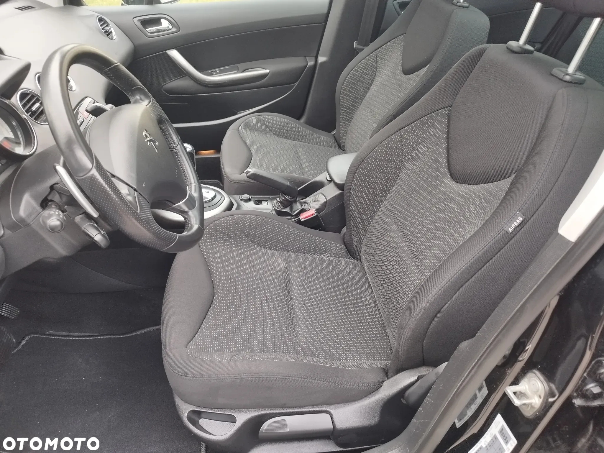 Peugeot 308 SW HDi FAP 110 EGS6 Premium - 6