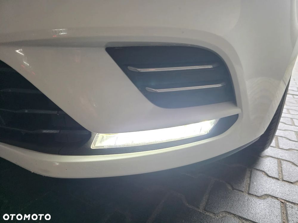 Renault Clio 1.2 16V Life - 10