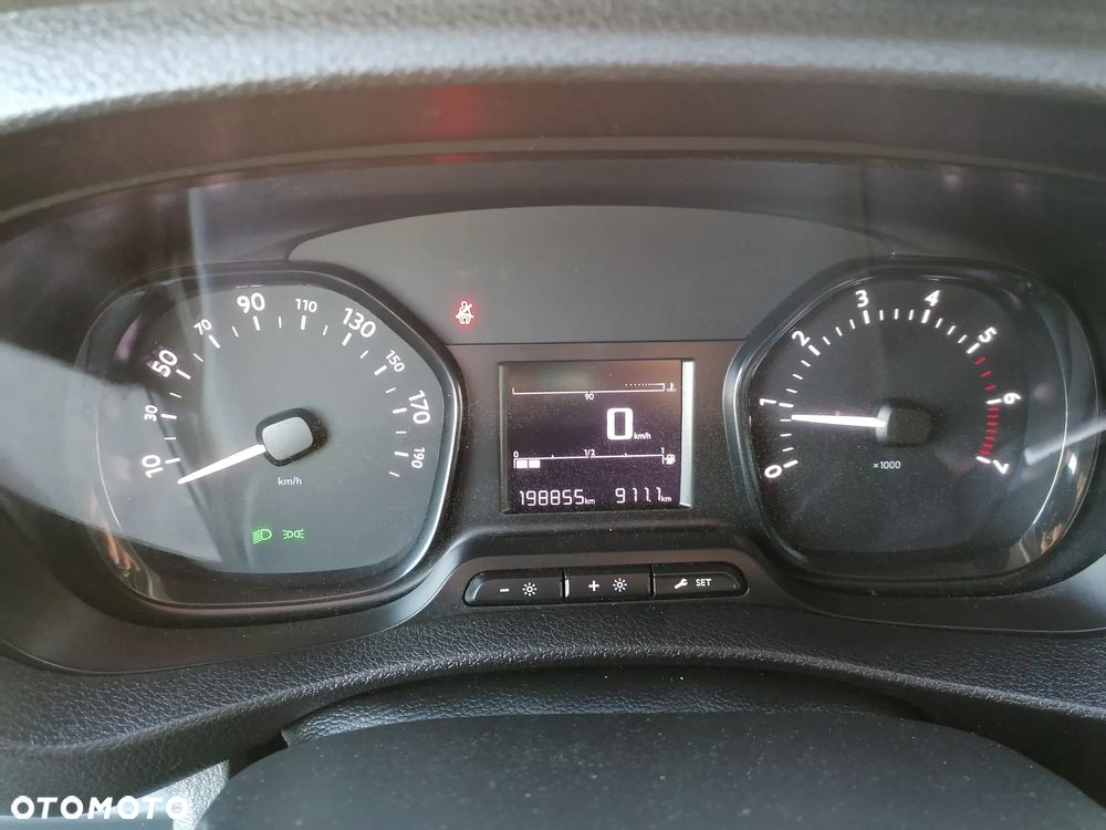 Toyota ProAce Kombi D-4D Long 2,8t - 17