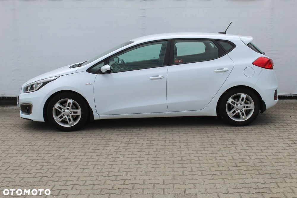 Kia Ceed 1.6 GDI M - 2