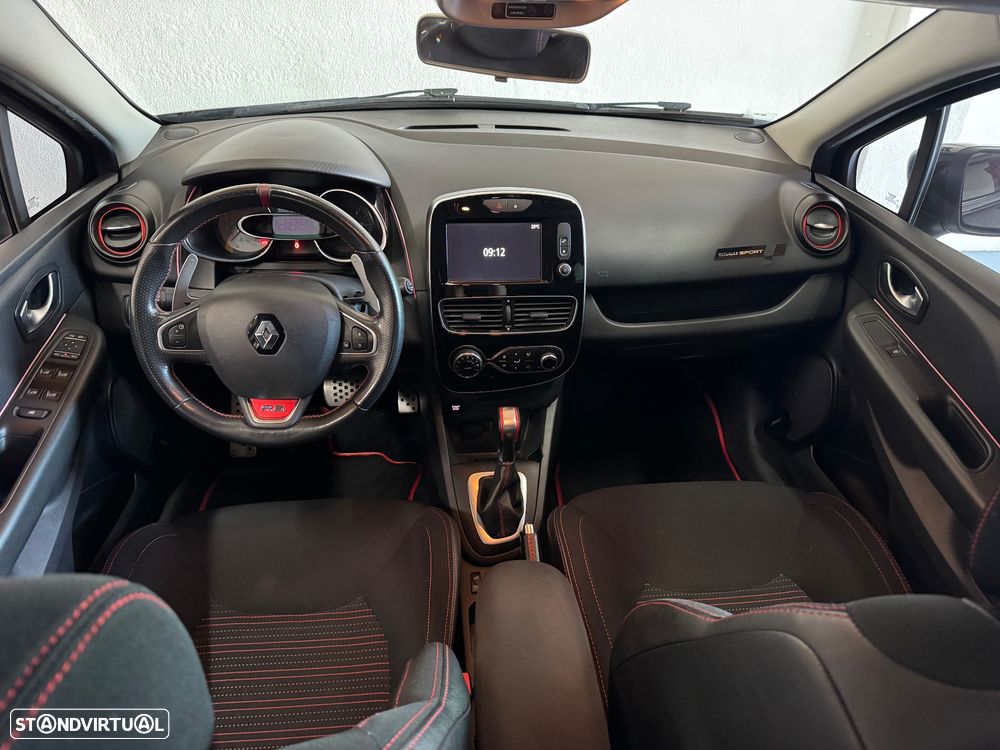 Renault Clio TCe 220 EDC R.S. Trophy - 15
