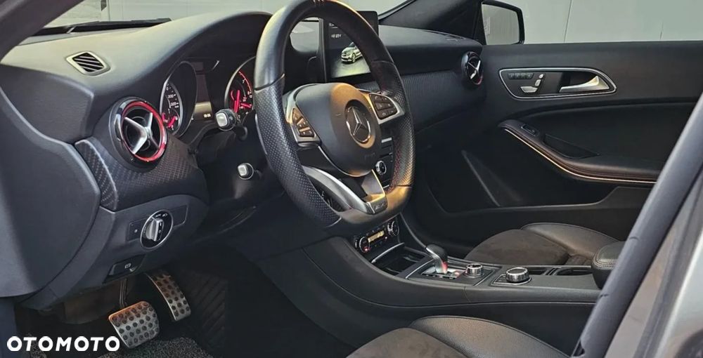 Mercedes-Benz Klasa A AMG 45 4-Matic - 8