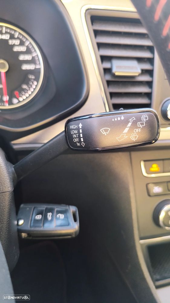 SEAT Leon SC 2.0 TDI DPF S&S FR - 39