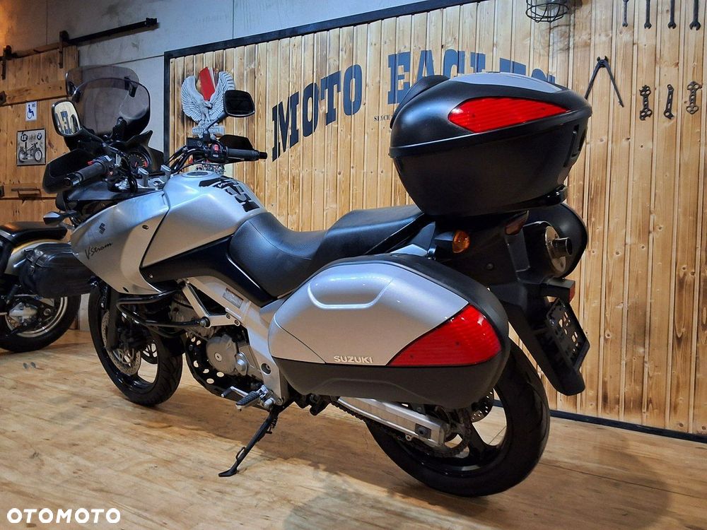 Suzuki DL - 4