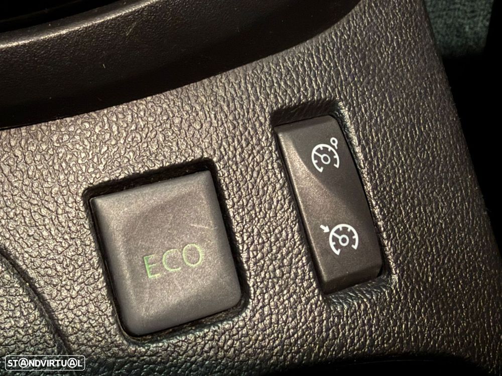 Renault Captur ENERGY TCe 120 EDC Luxe - 21