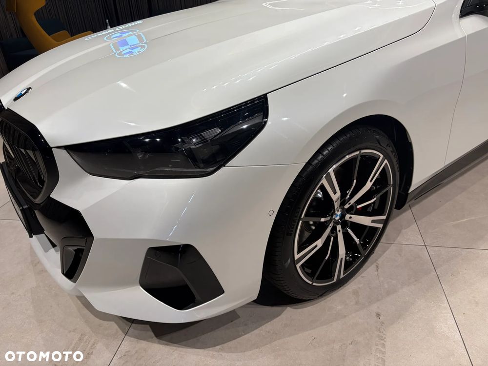 BMW Seria 5 520d mHEV M Sport - 10