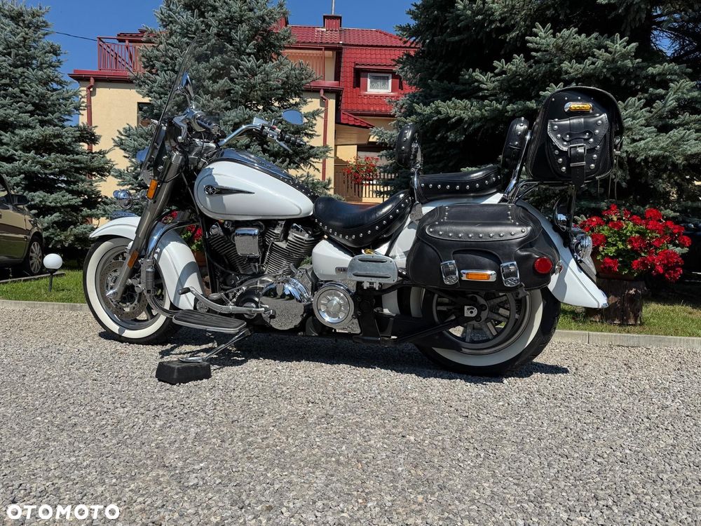 Yamaha Road Star - 16