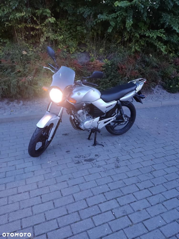 Yamaha YBR - 17
