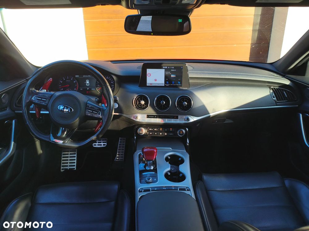Kia Stinger 3.3 T-GDI V6 GT AWD - 12