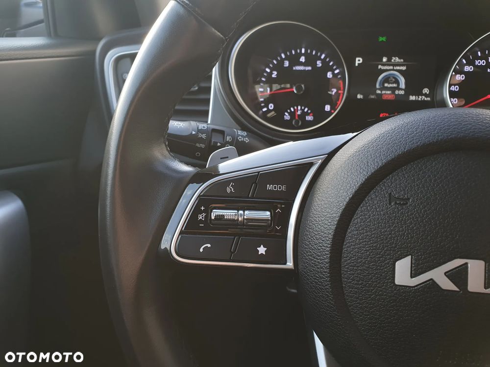 Kia Ceed - 39