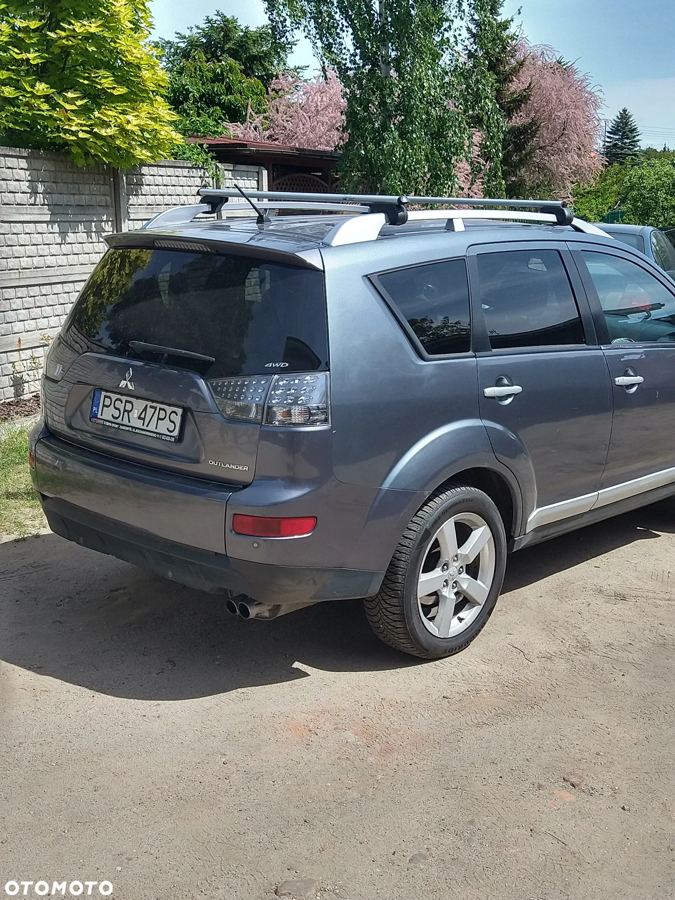 Mitsubishi Outlander - 6