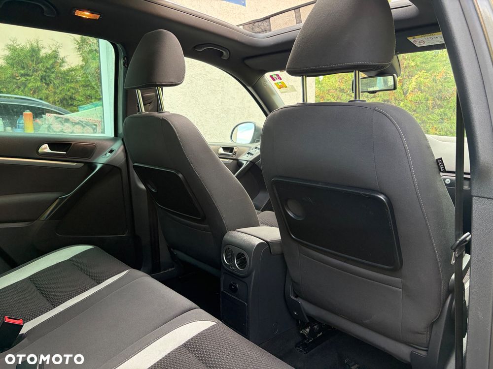 Volkswagen Tiguan - 36