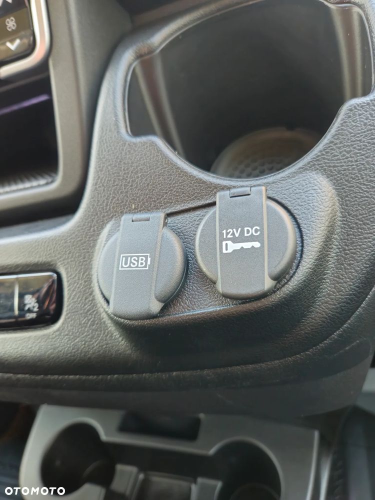 Toyota Proace MAX - 16