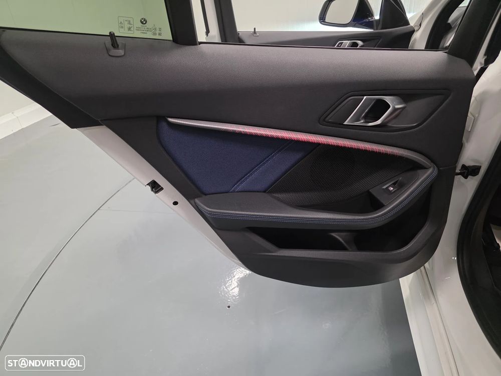 BMW 116 d Pack M Auto - 10