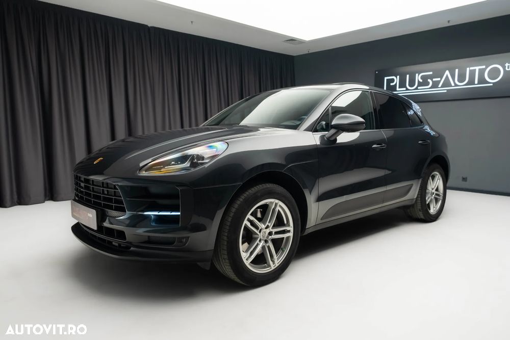 Porsche Macan Standard - 2