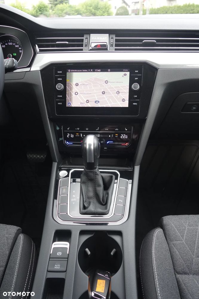 Volkswagen Passat 2.0 TDI EVO Business DSG - 12
