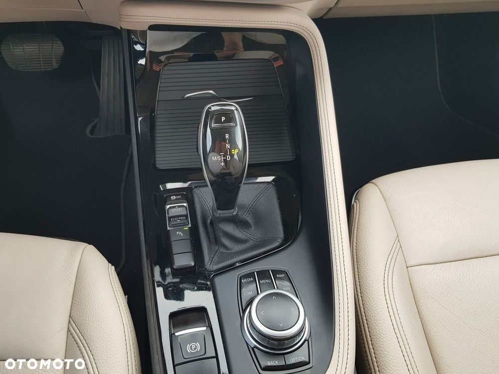 BMW X2 sDrive18d Advantage - 17