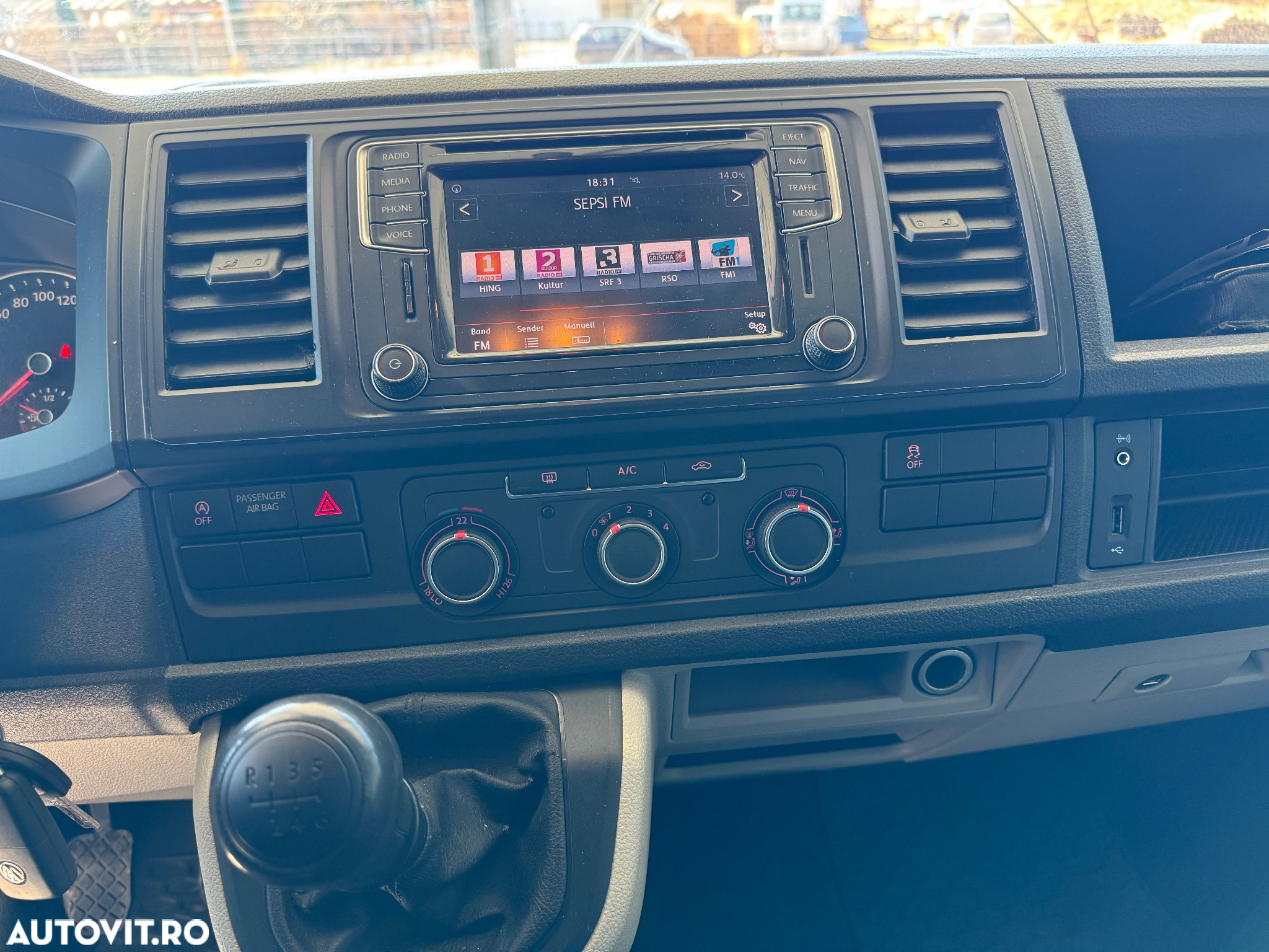 Volkswagen California - 12