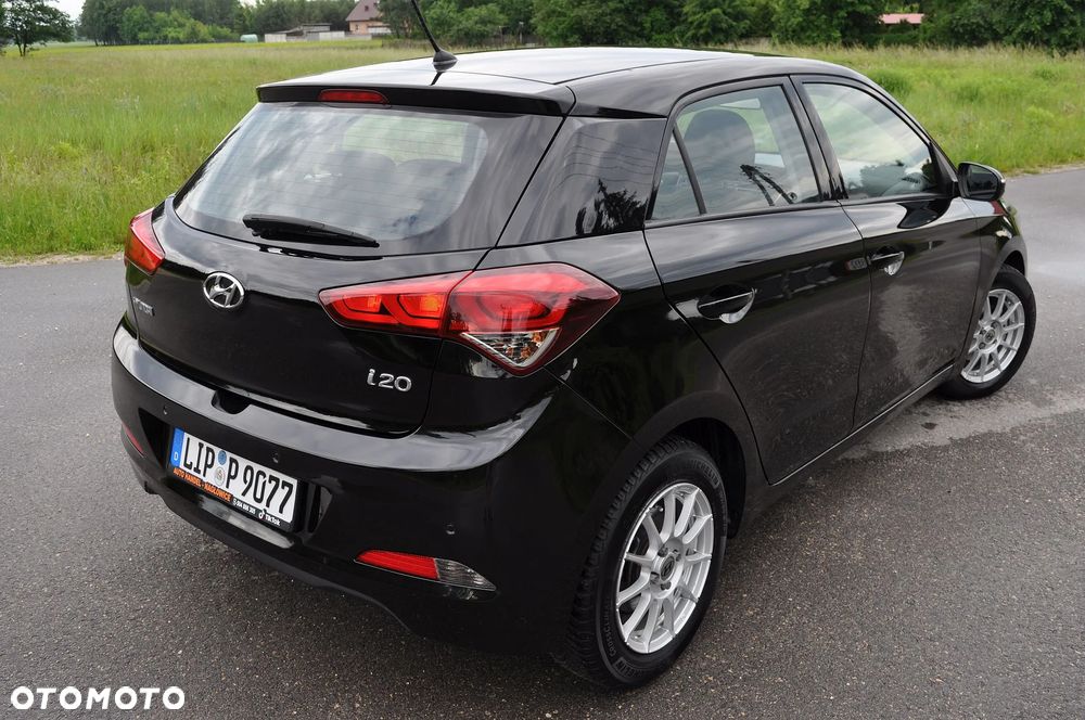 Hyundai i20 1.4 Automatik Style - 3