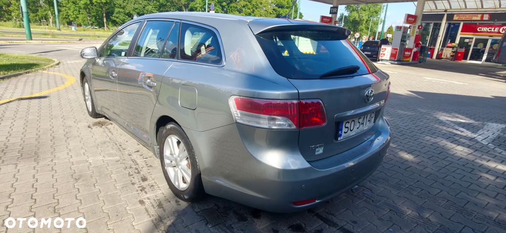 Toyota Avensis 2.0 D-4D Sol+NAVI - 5