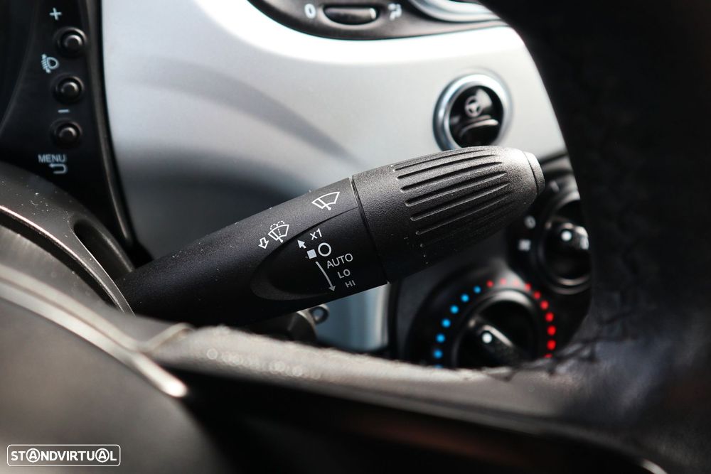 Fiat 500C 1.0 Hybrid Connect - 29