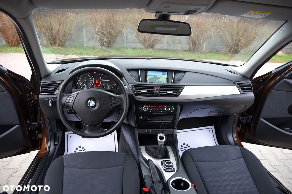 BMW X1 sDrive18d - 39